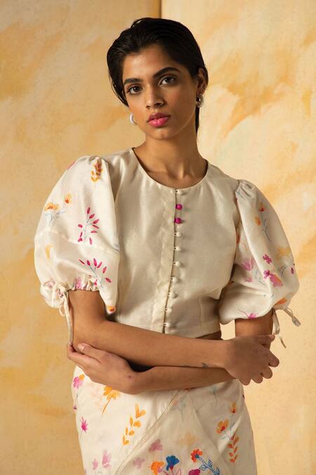 Kanelle White Chanderi Silk And Embroidery Floral & Thread Round Blouse 