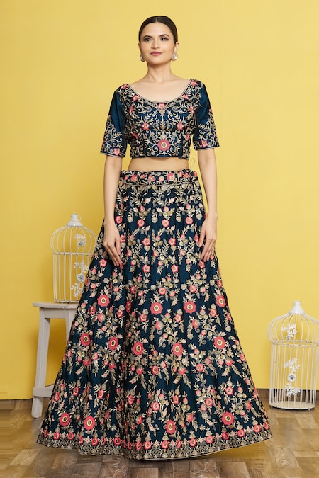 Buy Blue Velvet Hand Embroidered Sequin And Zardozi Eva Bridal Lehenga Set  For Women by Kalighata Online at Aza Fashions.