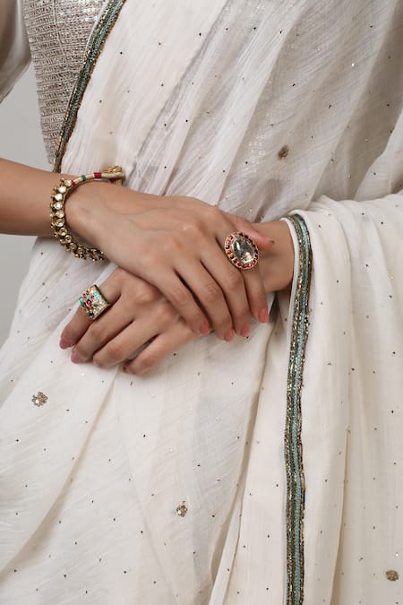 Rhua White Chanderi Aari, Zardozi Plunge V Neck Gota Embroidered Saree With Blouse at Aza Fashions Rhua_White Chanderi Aari, Zardozi Plunge V Neck Gota Embroidered Saree With Blouse _at_Aza_Fashions