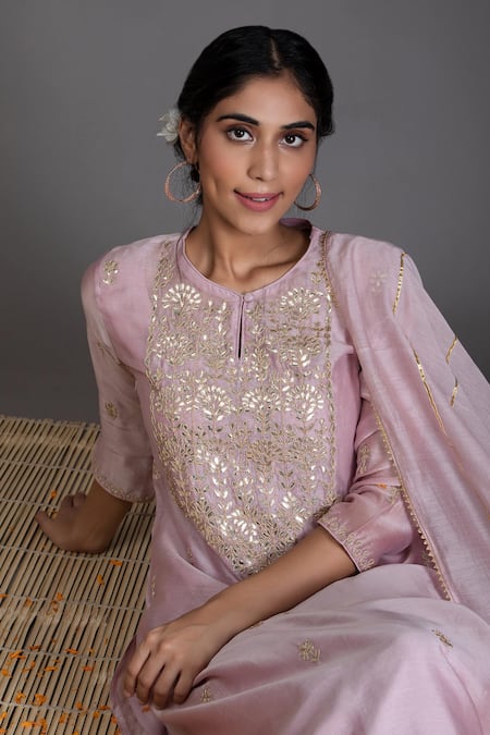 Buy Kameez Pink Kurta And Dupatta - Chanderi, Pant & Slip - Cotton Gota Embroidered Set Online at Aza Fashions Buy_Kameez_Pink Kurta And Dupatta - Chanderi, Pant & Slip - Cotton Gota Embroidered Set _Online_at_Aza_Fashions