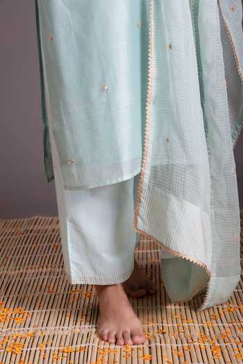 Shop_Kameez_Green Dupatta - Kota Doriya, Kurta - Chanderi, Pant - Cotton Embroidered Set _Online_at_Aza_Fashions