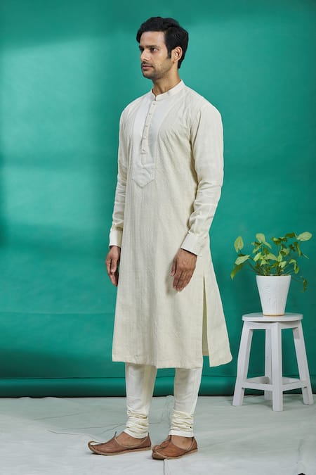 Kishore Ramani_White Silk Rikrack Kurta Set _Online_at_Aza_Fashions