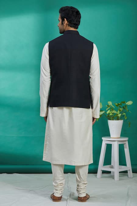 Kishore Ramani Slub Silk Bundi 