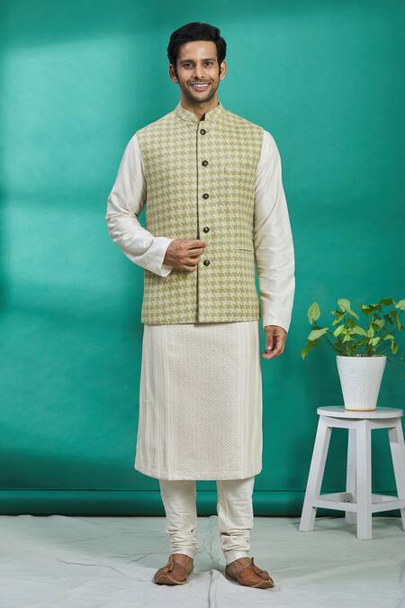 Kishore Ramani_White Silk Woven Bundi _Online_at_Aza_Fashions