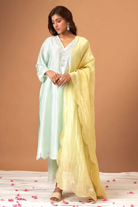 Anantaa By Roohi Chanderi Silk Scallop Dupatta  