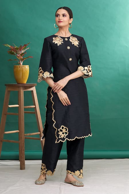 Festival Wear Printed Naira Cut Embroidery Work Kurti With Pant Fully  Readymade | eBay