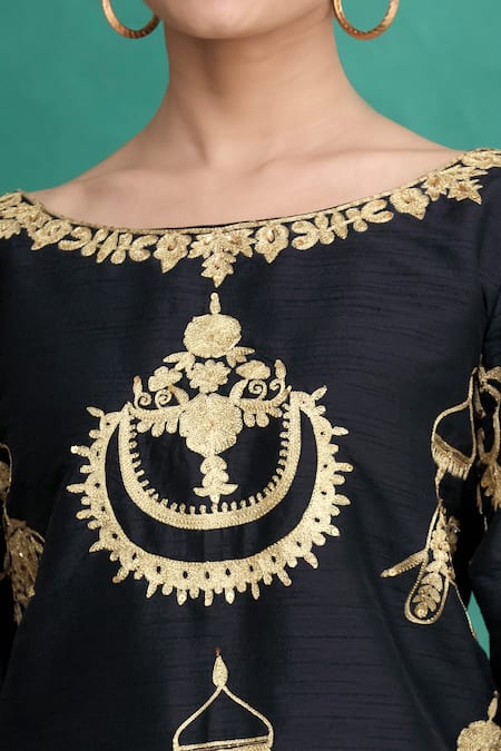 Shop_Samyukta Singhania_Black Silk Sequins, Stones, Zari, Embroidery Boat Neck Kurta Set _Online_at_Aza_Fashions
