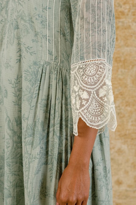 Buy_Devnaagri_Green Kota Printed Floral V Neck Kurta Palazzo Set _Online_at_Aza_Fashions