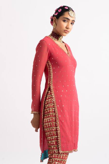 Buy_Vvani By Vani Vats_Pink Georgette Lining Cotton Sequins V Neck Embroidered Kurta And Pant Set _Online_at_Aza_Fashions