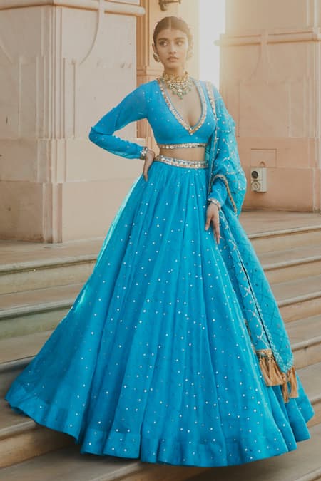 Siddharth Malhotra-Alia Bhatt | Indian fashion dresses, Indian gowns  dresses, Designer party wear dresses