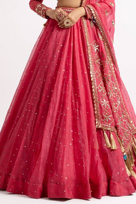 Vvani By Vani Vats_Peach Lehenga And Dupatta Organza Blouse Georgette Embroidered Bridal Set _at_Aza_Fashions