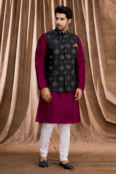 Aham-Vayam Mirror Work Bundi & Kurta Set 