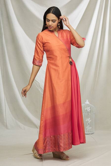 Buy_Samyukta Singhania_Orange Art Silk Printed Geometric Mandarin Collar Overlap Tunic_Online_at_Aza_Fashions