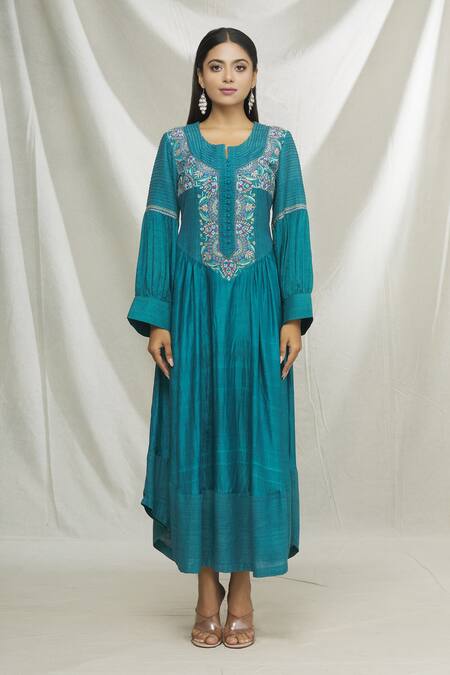 Buy Ibai Blue Matka , Mulberry Sozni Work Round Notched Embroidered Dress Online at Aza Fashions Buy_Ibai_Blue Matka , Mulberry Sozni Work Round Notched Embroidered Dress _Online_at_Aza_Fashions