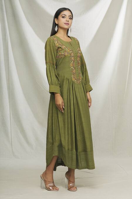 Ibai Green Matka , Mulberry Sozni Work Round Notched Embroidered Dress Online at Aza Fashions Ibai_Green Matka , Mulberry Sozni Work Round Notched Embroidered Dress _Online_at_Aza_Fashions