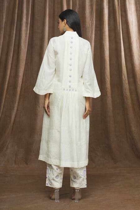 Ibai Placement Embroidered Kurta & Pant Set 