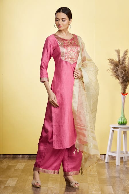 Samyukta Singhania Pink Cotton Blend Woven Floral Round Neck Kurta Set