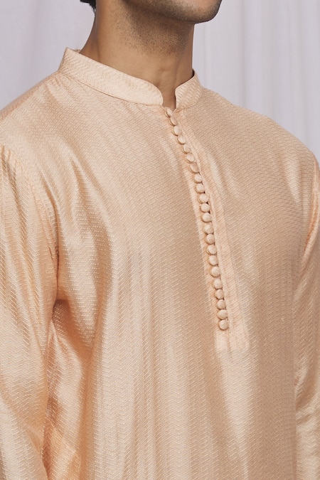 Ekam By Manish_Peach Cotton, Semi Silk Moonga Geometric Print Kurta Set_at_Aza_Fashions