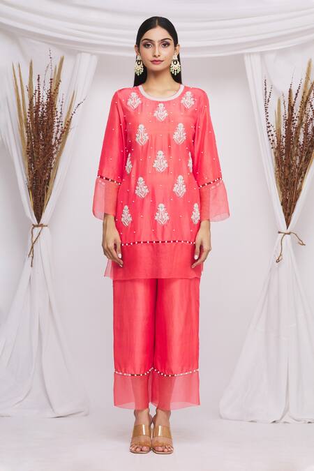 Buy_Ekta Singh_Pink Silk, Organza Floral Motifs Round Hand Embroidered Kurta Set _Online_at_Aza_Fashions