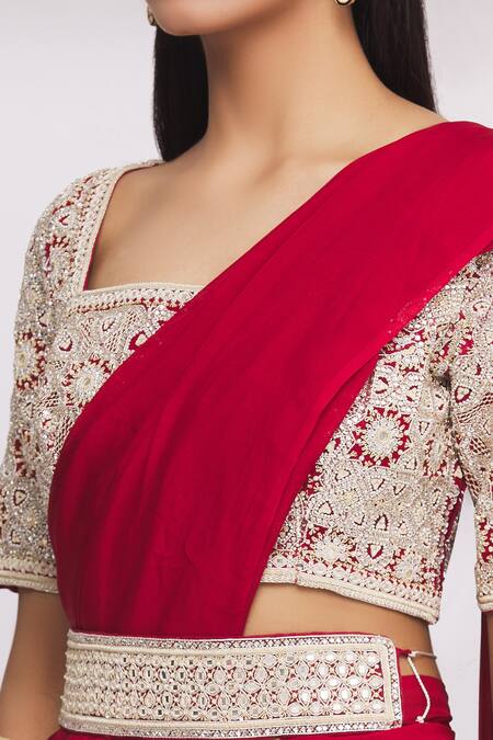 Ekta Singh_Red Chiffon Floral Motifs Square Neck Saree With Embroidered Blouse _at_Aza_Fashions