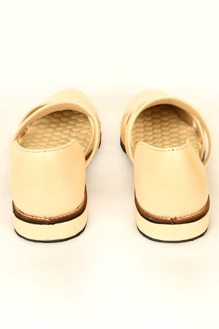 Lakhani 6 Mens Sandals - Get Best Price from Manufacturers & Suppliers in  India