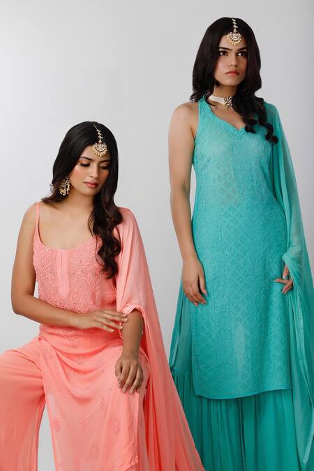 LABEL AISHWARYRIKA_Peach Georgette Embroidered Chikankari Scoop Neck Kurta Palazzo Set _at_Aza_Fashions