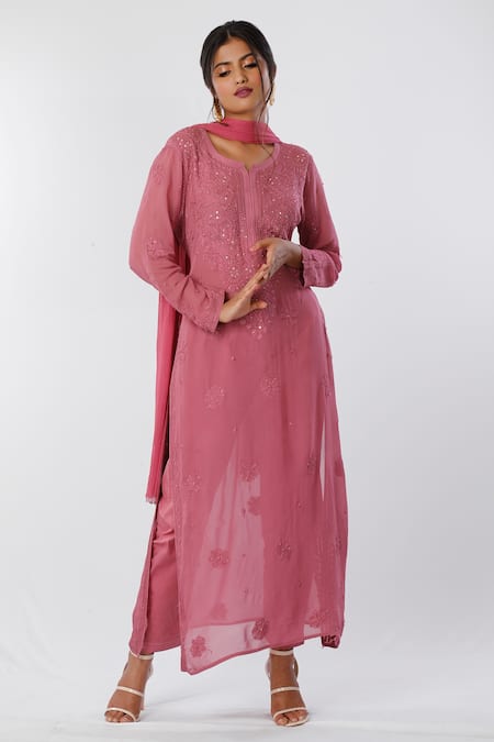 LABEL AISHWARYRIKA Chikankari Kurta 