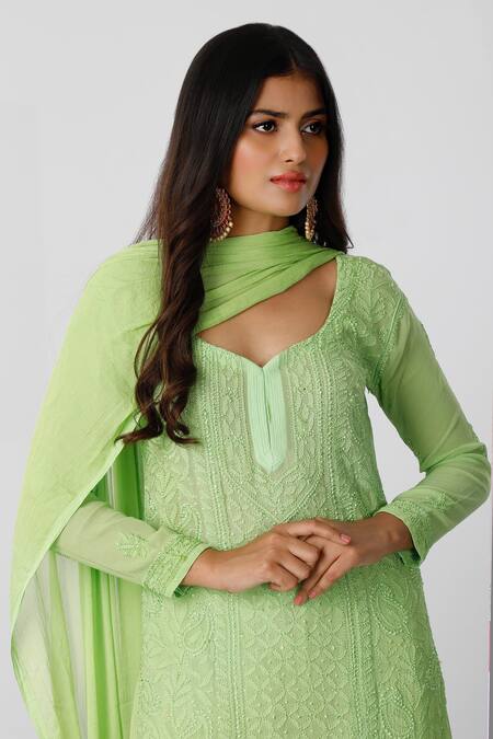 Shop LABEL AISHWARYRIKA Green Georgette Chikankari V Neck Kurta Online at Aza Fashions Shop_LABEL AISHWARYRIKA_Green Georgette Chikankari V Neck Kurta _Online_at_Aza_Fashions