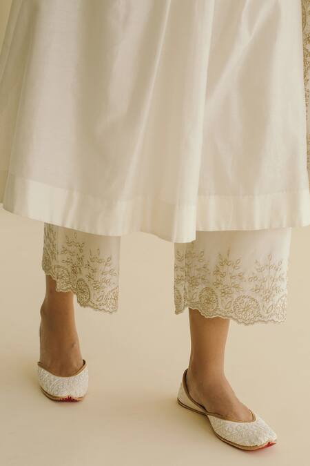 Shop_Sureena Chowdhri_White Silk Chanderi Embroidered Pintucks V Neck Kurta Set_Online_at_Aza_Fashions