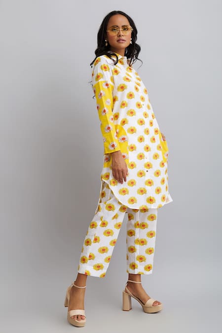 Nautanky_White 100% Fine Cotton Daisy Shirt Collar Print Tunic And Pant Set _Online_at_Aza_Fashions