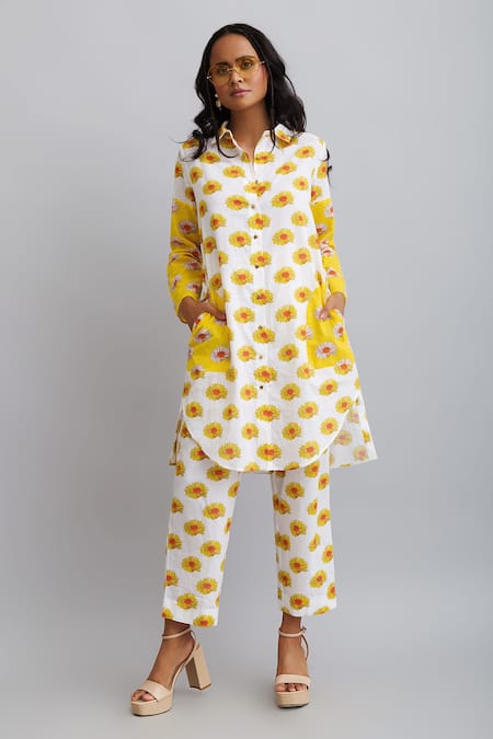 Nautanky_White 100% Fine Cotton Daisy Shirt Collar Print Tunic And Pant Set _at_Aza_Fashions