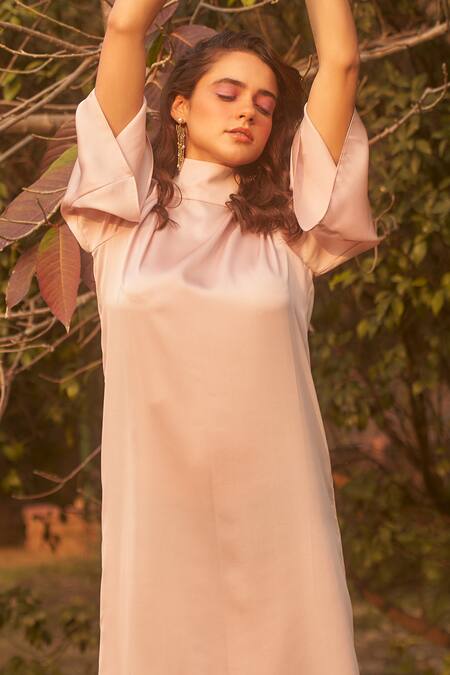 Buy Therealb Pink 100% Polyester High Neck Fox Glove Dress Online at Aza Fashions Buy_Therealb_Pink 100% Polyester High Neck Fox Glove Dress_Online_at_Aza_Fashions