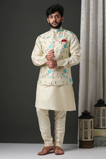 MINAKI Floral Embroidered Bundi & Kurta Set 