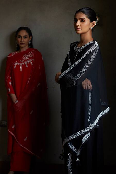 Radha Sharma Black Georgette Embroidered Geometric Motifs Round Kurta Set Online at Aza Fashions Radha Sharma_Black Georgette Embroidered Geometric Motifs Round Kurta Set _Online_at_Aza_Fashions