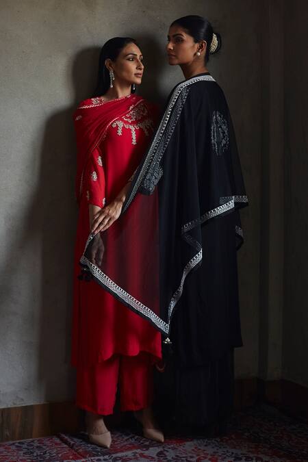 Buy Radha Sharma Black Georgette Embroidered Geometric Motifs Round Kurta Set Online at Aza Fashions Buy_Radha Sharma_Black Georgette Embroidered Geometric Motifs Round Kurta Set _Online_at_Aza_Fashions