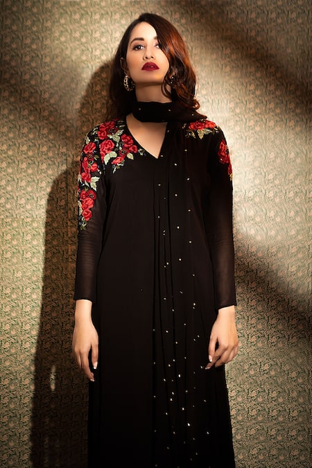 Shop Radha Sharma Black Georgette Embroidered Glass Beads V Neck Kurta Palazzo Set at Aza Fashions Shop_Radha Sharma_Black Georgette Embroidered Glass Beads V Neck Kurta Palazzo Set _at_Aza_Fashions