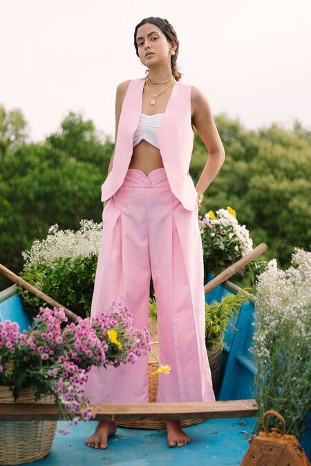 Kranberra_Pink Plain Rossbury Pleated Trousers _Online_at_Aza_Fashions