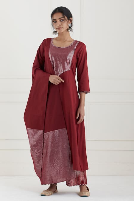Tashee Red Cotton Stripes Round Neck Kurta Pant Set 