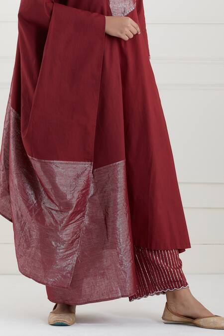 Tashee Red Cotton Stripes Round Neck Kurta Pant Set at Aza Fashions Tashee_Red Cotton Stripes Round Neck Kurta Pant Set _at_Aza_Fashions