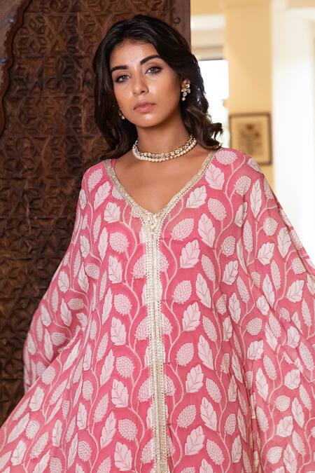 Buy_Inara Jaipur_Pink Georgette Embroidered Lace Work V Neck Hand Block Print Kaftan_Online_at_Aza_Fashions