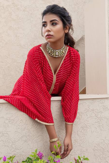 Shop Inara Jaipur Red Georgette Embroidered Leheriya Print V Neck Kaftan Online at Aza Fashions Shop_Inara Jaipur_Red Georgette Embroidered Leheriya Print V Neck Kaftan_Online_at_Aza_Fashions
