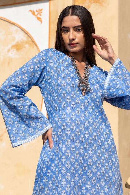 Inara Jaipur_Blue Cotton Printed Block Round Notched Hand Kaftan_at_Aza_Fashions
