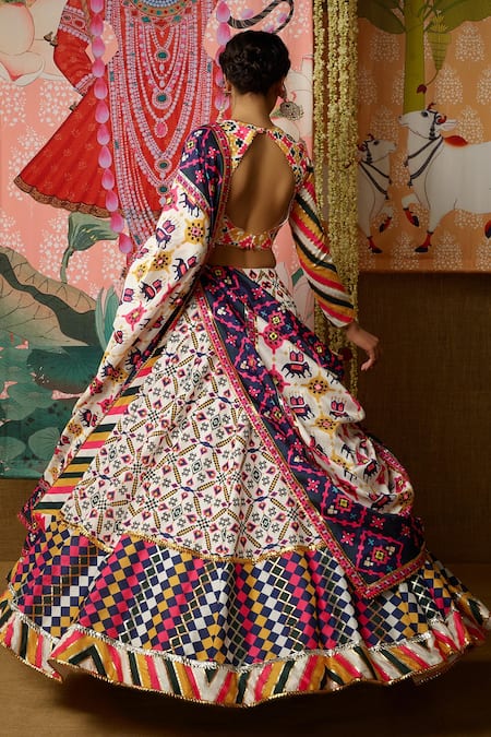 Mayyur Girotra Couture Sarmaya Silk Lehenga Set 