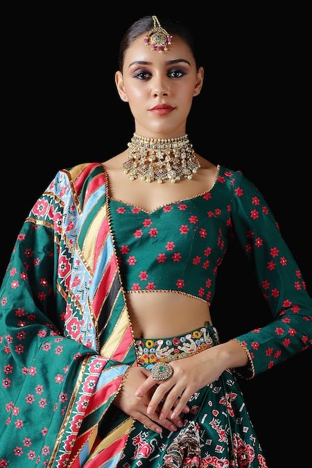 Mayyur Girotra Couture Popat Kunjar Silk Bridal Lehenga Set 