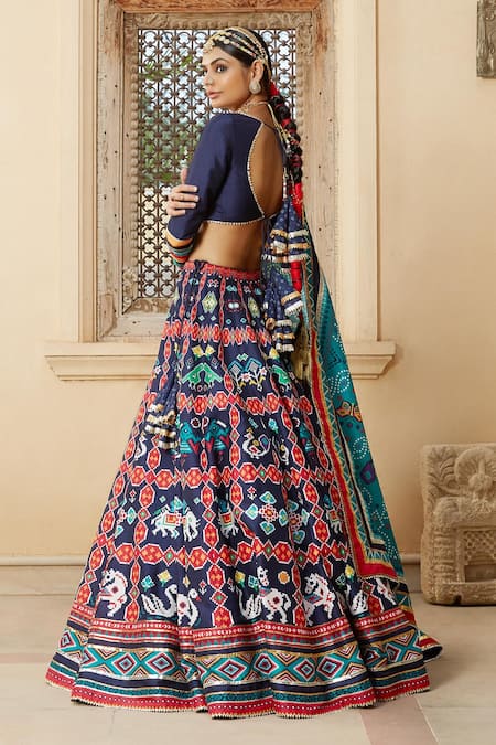Mayyur Girotra Couture Yashmi Silk Lehenga Set 