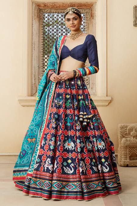 Mayyur Girotra Couture_Blue Silk Patola Print Sweetheart Neck Yashmi Lehenga Set _Online_at_Aza_Fashions