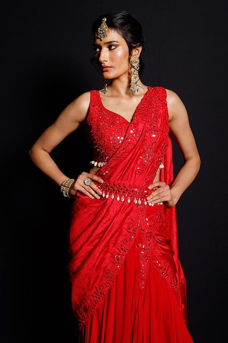 Buy Archana Kochhar Red Palla Silk (vegan And Eco Friendly) Blouse Shimmering Rouge Pre-drape Set Online at Aza Fashions Buy_Archana Kochhar_Red Palla Silk (vegan And Eco Friendly) Blouse Shimmering Rouge Pre-drape Set _Online_at_Aza_Fashions