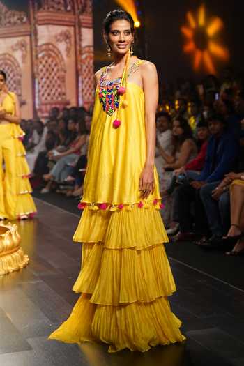 Archana Kochhar Embroidered Kurta & Sharara Set 