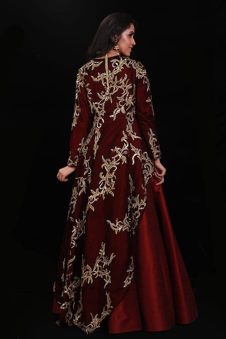 Archana Kochhar Velvet Jacket & Lehenga Set 