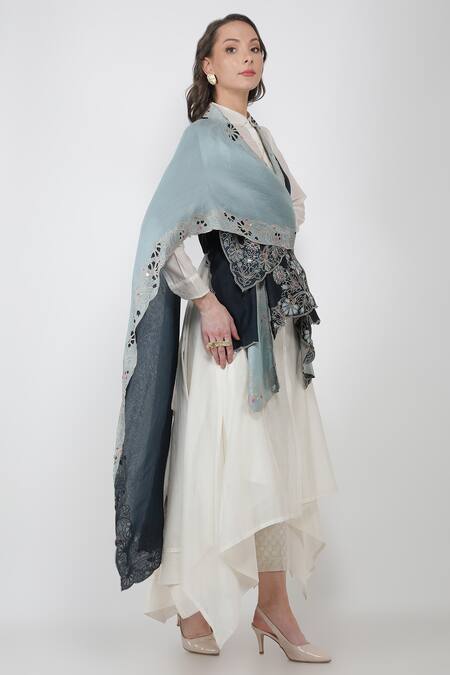 Jajaabor White Chanderi And Organza Thread & Sequin Draped Gilet & Kurta Set Online at Aza Fashions Jajaabor_White Chanderi And Organza Thread & Sequin Draped Gilet & Kurta Set _Online_at_Aza_Fashions